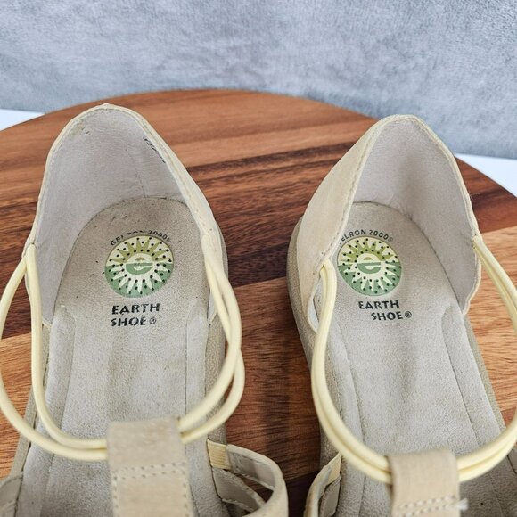 Earth Shoe Muse Sandals 10 Natural Leather Flower Embellished Open Toe Strappy - Picture 3 of 14